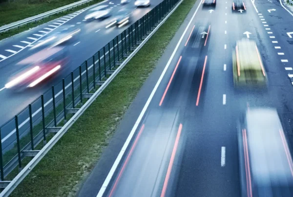 Jakie nazwy były modne w 2020 roku i co zmieniło się na przestrzeni lat. W artykule znajdziesz moją zaktualizowaną prognozę namingową opublikowaną przez Instytut Brandingowy.